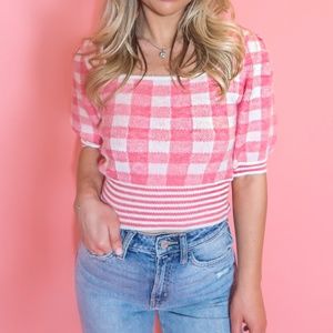 NWT Gingham Pink and White Short Sleeve Sweater